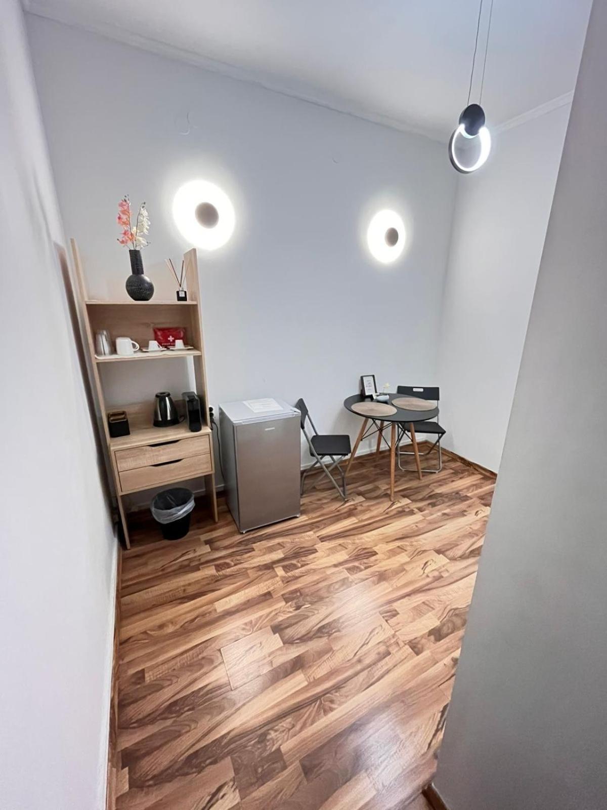Modern Cozy Central Flat พาทรา ภายนอก รูปภาพ