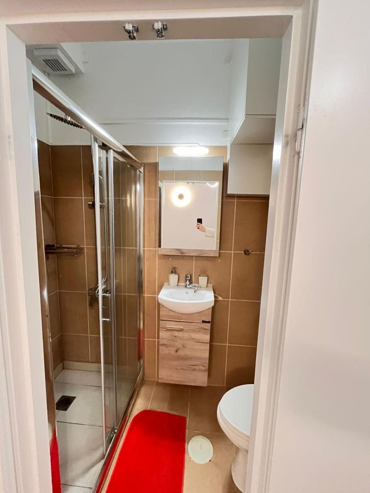 Modern Cozy Central Flat พาทรา ภายนอก รูปภาพ